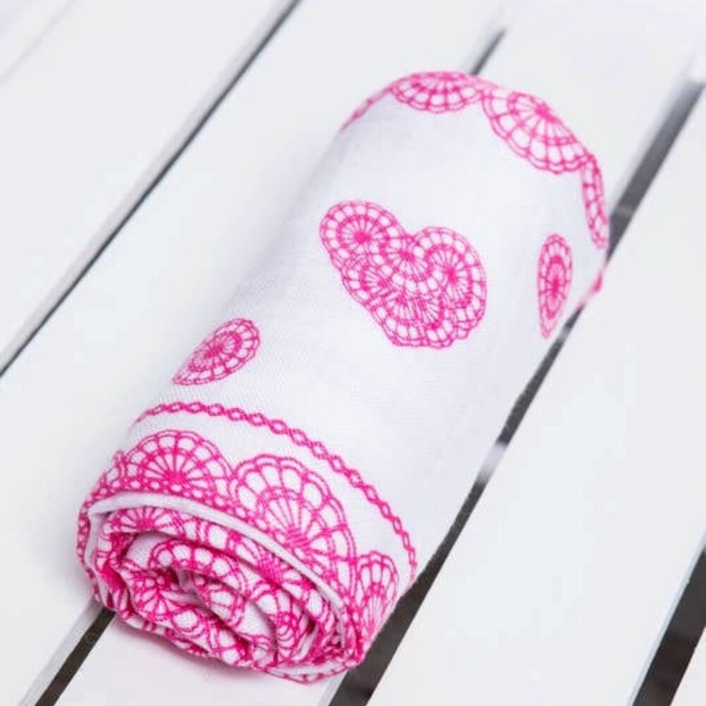 NWT Lenny Lamb Muslin Square Blanket Pink Lace